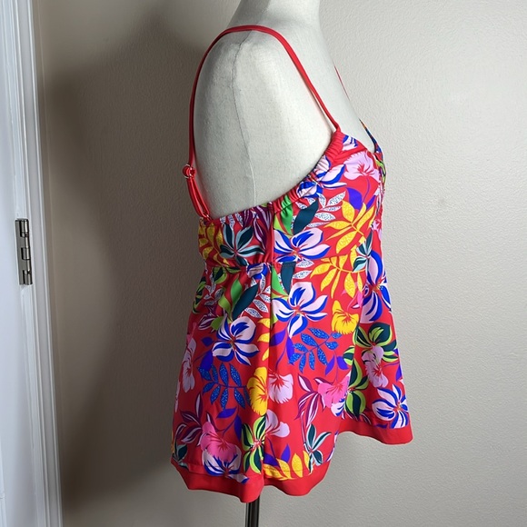 Caribbean Joe Babydoll Tankini Swim Top - Picture 6 of 7